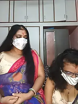Snapshot of Kannada_telugu_lesbians chatting on 05/30/26, 04:37 Kannada telugu lesbians online show from 05/30/26, 04:37