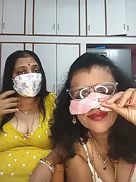 Snapshot of Kannada_telugu_lesbians chatting on 06/04/26, 05:19 Kannada telugu lesbians online show from 06/04/26, 05:19