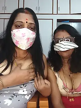 Snapshot of Kannada_telugu_lesbians chatting on 06/13/26, 04:05 Kannada telugu lesbians online show from 06/13/26, 04:05