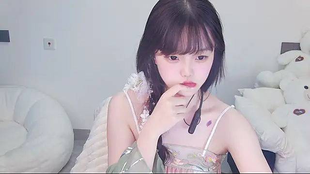 Snapshot of Evil-Bunny007 chatting on 05/30/26, 11:29 Evil-Bunny007 online show from 05/30/26, 11:29