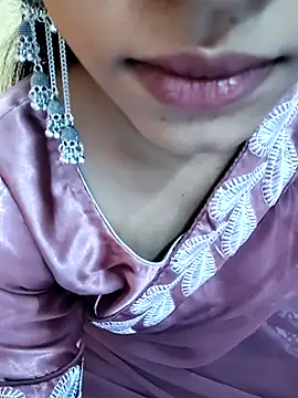 pihustudentno1 online show from 07/14/26, 05:34