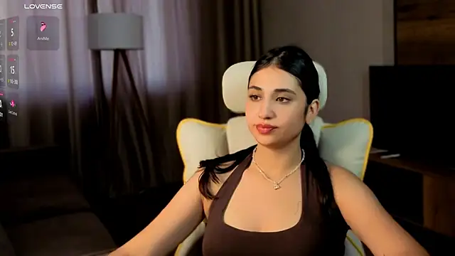 honeylanaa online show from 07/14/26, 10:21