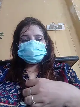 Snapshot of tanya2610 chatting on 06/13/26, 06:55 tanya2610 online show from 06/13/26, 06:55