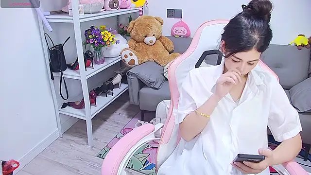 QinQin-888 online show from 07/13/26, 12:19