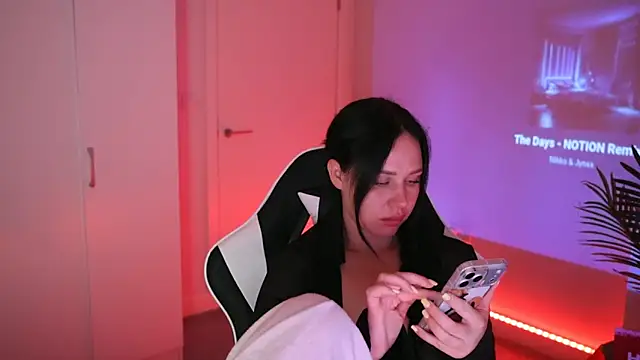 mmirraaa online show from 05/19/26, 08:59