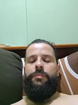 Snapshot of Josmar1187 chatting on 05/15/26, 04:52 Josmar1187 online show from 05/15/26, 04:52