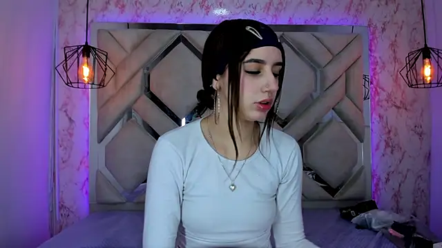 leri rose  online show from 07/29/26, 11:30