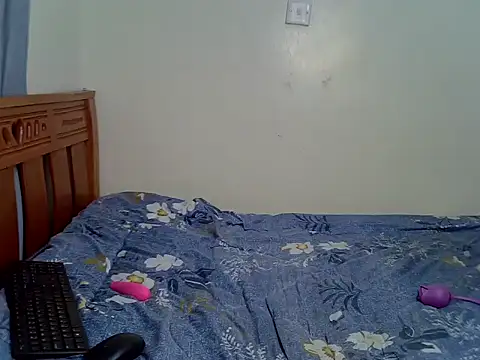 Sexxysue1 online show from 07/28/26, 02:13