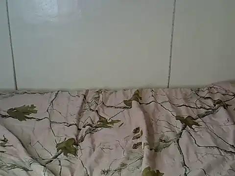 Snapshot of Sexxy_lulu chatting on 05/17/26, 08:49 Sexxy lulu online show from 05/17/26, 08:49