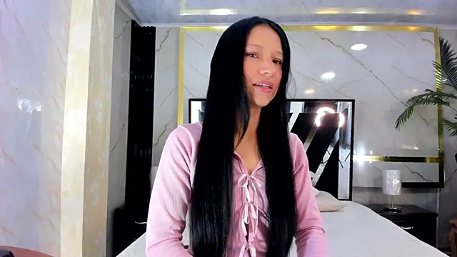 Snapshot of SophiieCalloway1 chatting on 05/30/26, 01:52 SophiieCalloway1 online show from 05/30/26, 01:52
