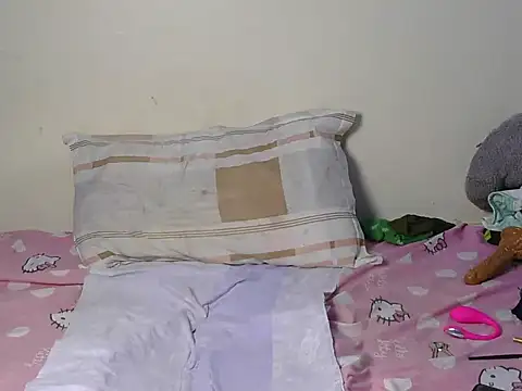 Snapshot of Nastykitttyy chatting on 05/15/26, 03:30 Nastykitttyy online show from 05/15/26, 03:30