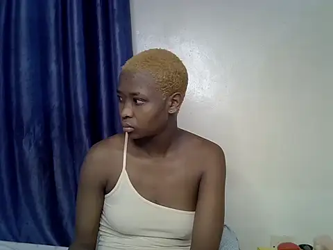 Snapshot of Lovergal_ chatting on 06/12/26, 03:16 Lovergal online show from 06/12/26, 03:16