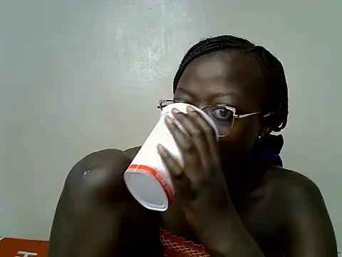 Hot tashaa online show from 07/17/26, 11:17