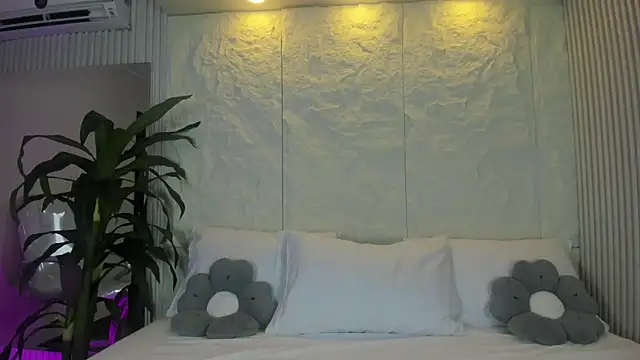 Dulce Vict online show from 06/13/26, 03:48