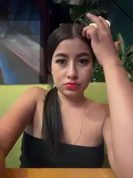 Snapshot of Luisa_Madrid chatting on 05/31/26, 01:25 Luisa Madrid online show from 05/31/26, 01:25