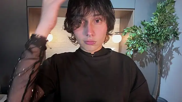 Brunodeluca  online show from 07/02/26, 08:04