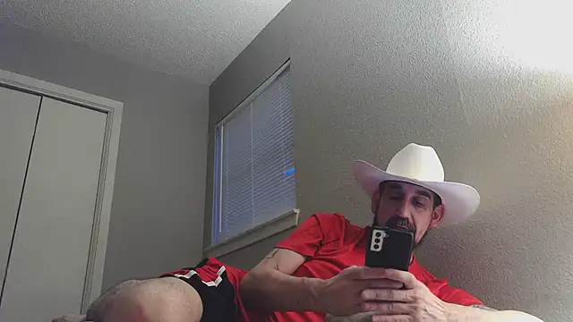 old Domino online show from 06/24/26, 01:37