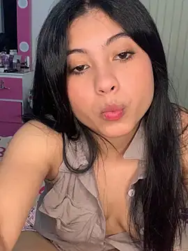 Snapshot of Paula-sinz chatting on 05/23/26, 10:25 Paula-sinz online show from 05/23/26, 10:25