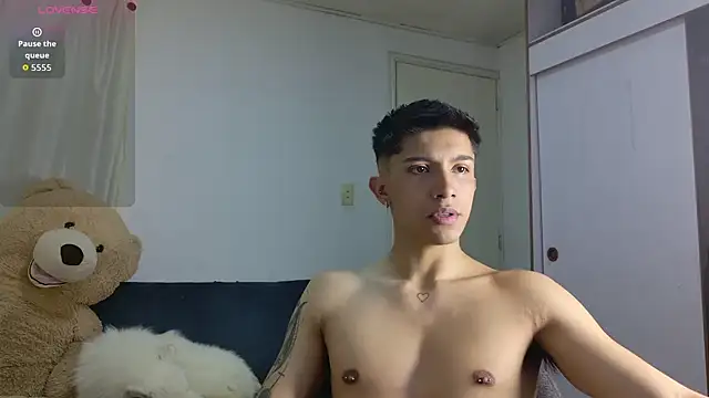 Thesaint xxx online show from 06/25/26, 11:42
