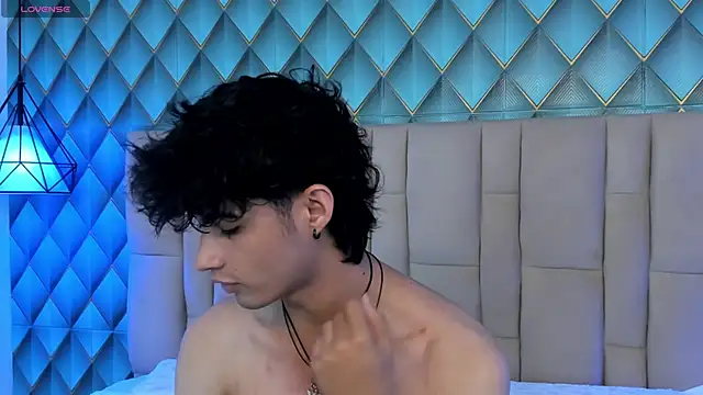 Snapshot of Sofia-Ethan chatting on 05/27/26, 06:16 Sofia-Ethan online show from 05/27/26, 06:16