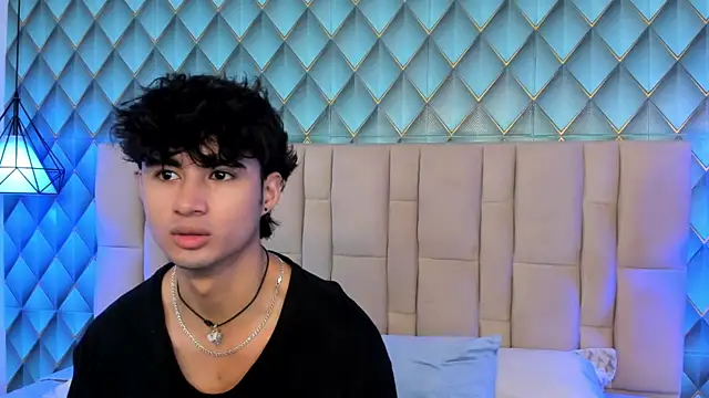 Sofia-Ethan online show from 07/12/26, 01:46