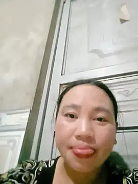 Elizabeo online show from 05/25/26, 02:23