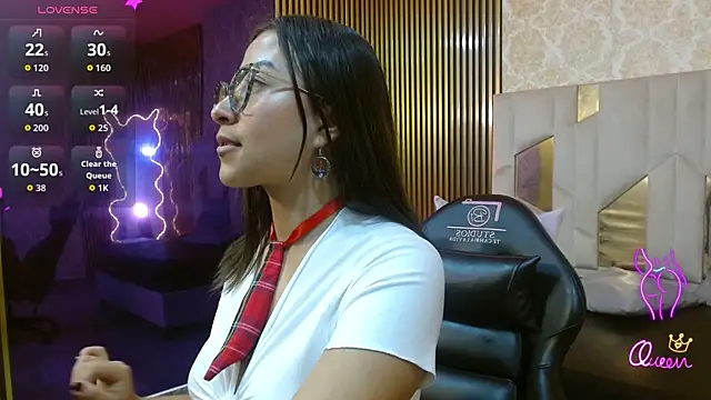 Amhira Tay online show from 06/06/26, 07:29