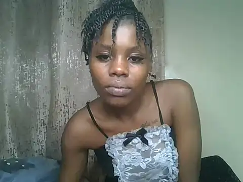 Snapshot of Sexxy_littlemiss chatting on 05/19/26, 02:07 Sexxy littlemiss online show from 05/19/26, 02:07