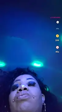 Snapshot of NailGoddessnow chatting on 01/18/25, 07:07 NailGoddessnow online show from 01/18/25, 07:07