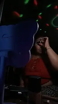 Snapshot of NailGoddessnow chatting on 02/06/25, 07:24 NailGoddessnow online show from 02/06/25, 07:24