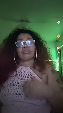 Snapshot of NailGoddessnow chatting on 03/22/25, 08:18 NailGoddessnow online show from 03/22/25, 08:18