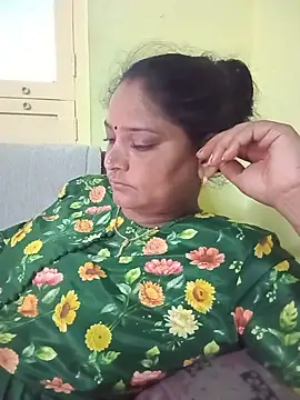mynatamil143 online show from 06/11/26, 01:49