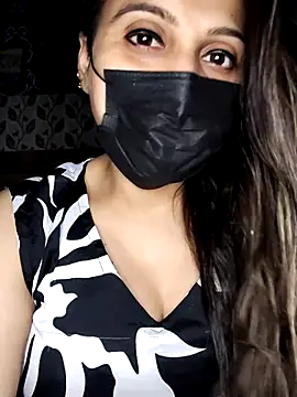 Snapshot of HORNI_SHALU50 chatting on 06/10/26, 05:34 HORNI SHALU50 online show from 06/10/26, 05:34