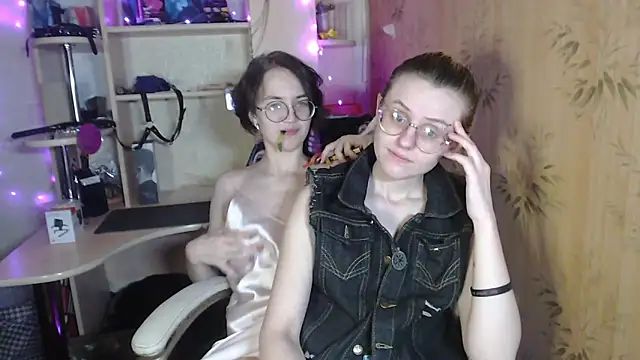   Freya    online show from 05/24/26, 03:39