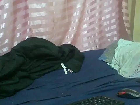 naughty-slender online show from 06/23/26, 04:21