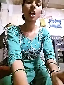 Snapshot of Yoga_Session chatting on 08/06/26, 10:06 Yoga Session online show from 08/06/26, 10:06