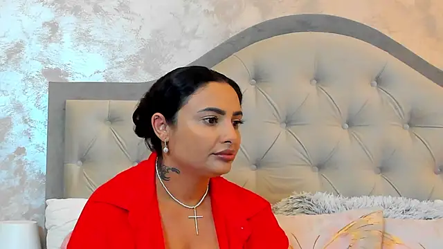 Bianca Vale online show from 07/05/26, 05:36