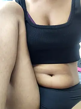 Hot Rozy online show from 06/13/26, 01:36