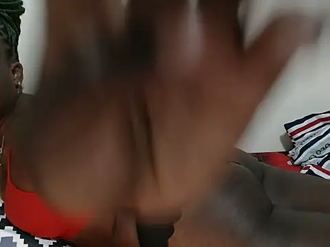 triceey online show from 06/18/26, 07:41