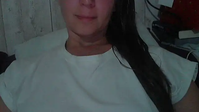 Bella--White online show from 06/07/26, 04:00