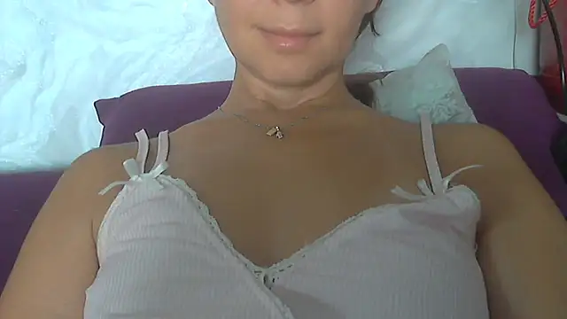 Bella--White online show from 07/31/26, 06:13