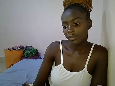 Snapshot of BUNNY_BLISS1 chatting on 05/20/26, 01:28 BUNNY BLISS1 online show from 05/20/26, 01:28