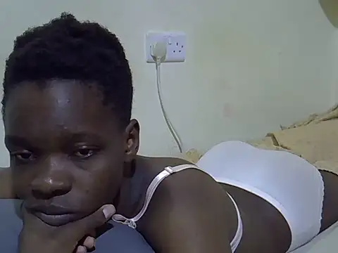 slender queen15 online show from 07/19/26, 05:55