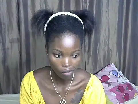 Snapshot of Africana_slim chatting on 05/31/26, 11:06 Africana slim online show from 05/31/26, 11:06