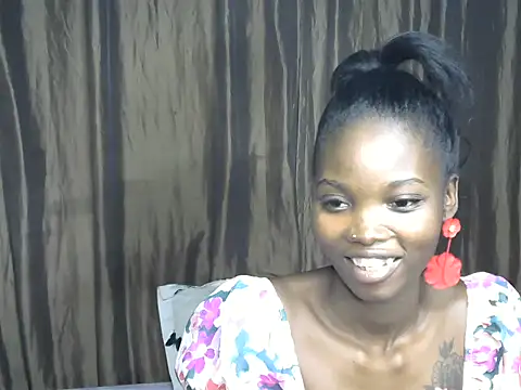 Snapshot of Africana_slim chatting on 06/14/26, 04:31 Africana slim online show from 06/14/26, 04:31
