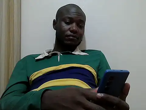 Snapshot of BBC_SEXY chatting on 06/10/26, 04:12 BBC SEXY online show from 06/10/26, 04:12