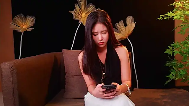 Snapshot of yu598188 chatting on 06/01/26, 03:19 yu598188 online show from 06/01/26, 03:19