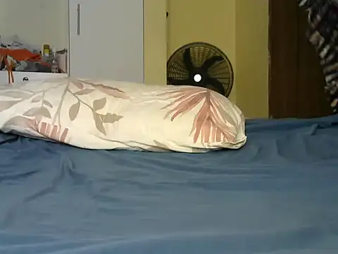 Spicequeen23 online show from 07/16/26, 06:30