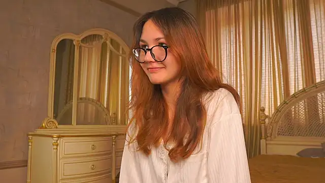 Snapshot of FrediaPfeiff chatting on 05/31/26, 12:45 FrediaPfeiff online show from 05/31/26, 12:45