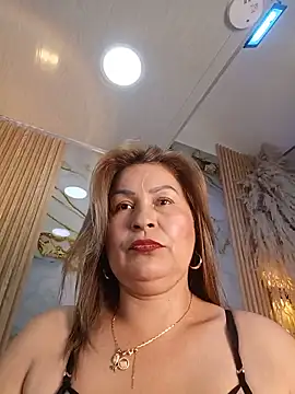 Snapshot of _Pamelamilff chatting on 05/26/26, 12:45 Pamelamilff online show from 05/26/26, 12:45
